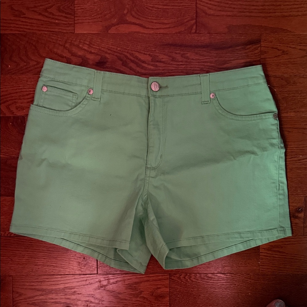 Nine West Mint Santa Monica fit Green Jean Shorts - Picture 1 of 9